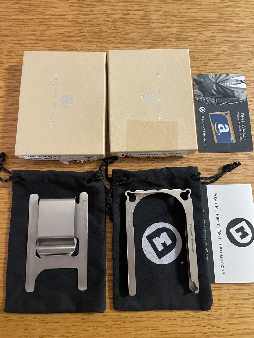 Decadent Minimalist Titanium カードケース USA製