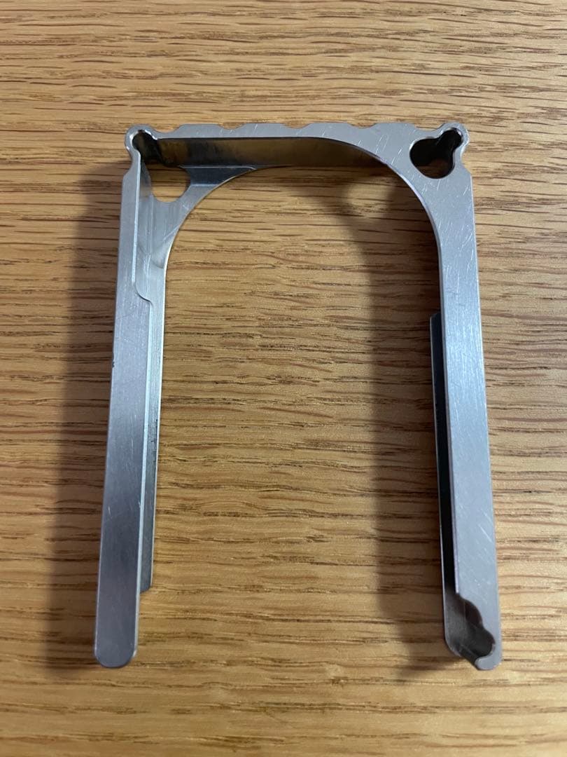 Decadent Minimalist Titanium カードケース USA製