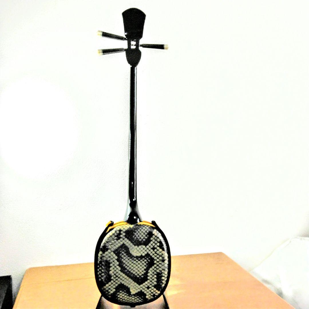 沖縄三線蛇柄 人工皮革　ハードケース付き美品