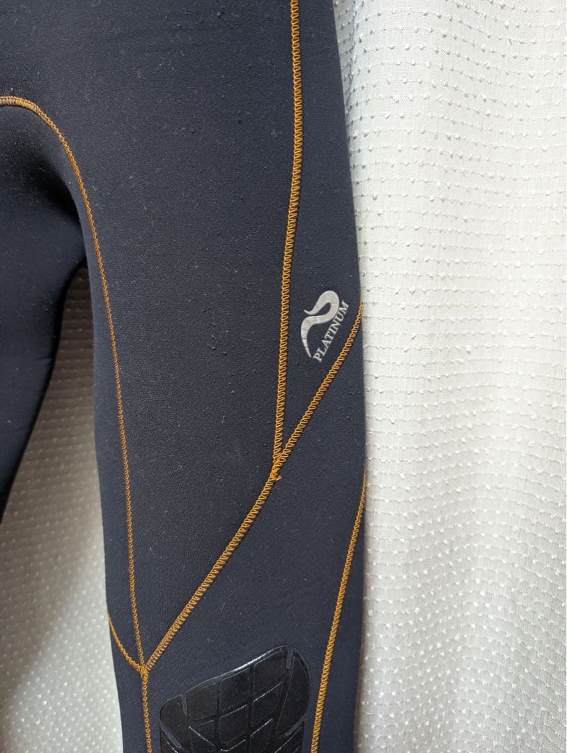 BILABONG(ビラボン)5×3mm フルスーツ 裏起毛 メンズLサイズ相当