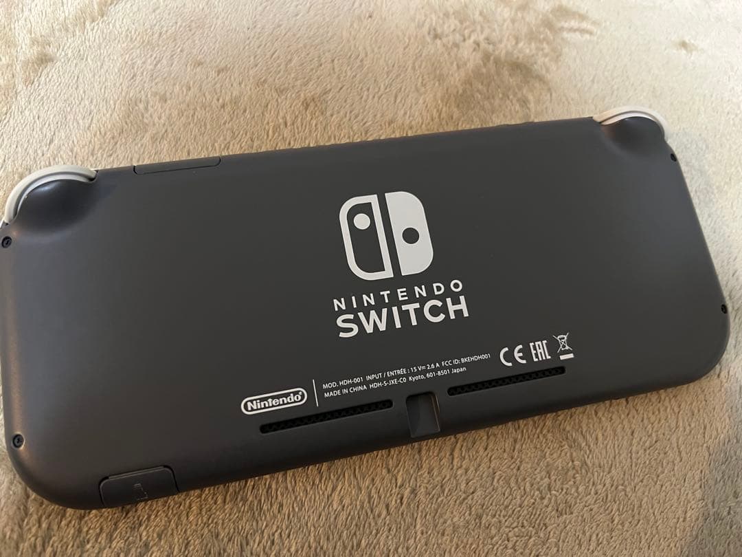 Nintendo Switch Lite 本体 + ポケモンソフト2本