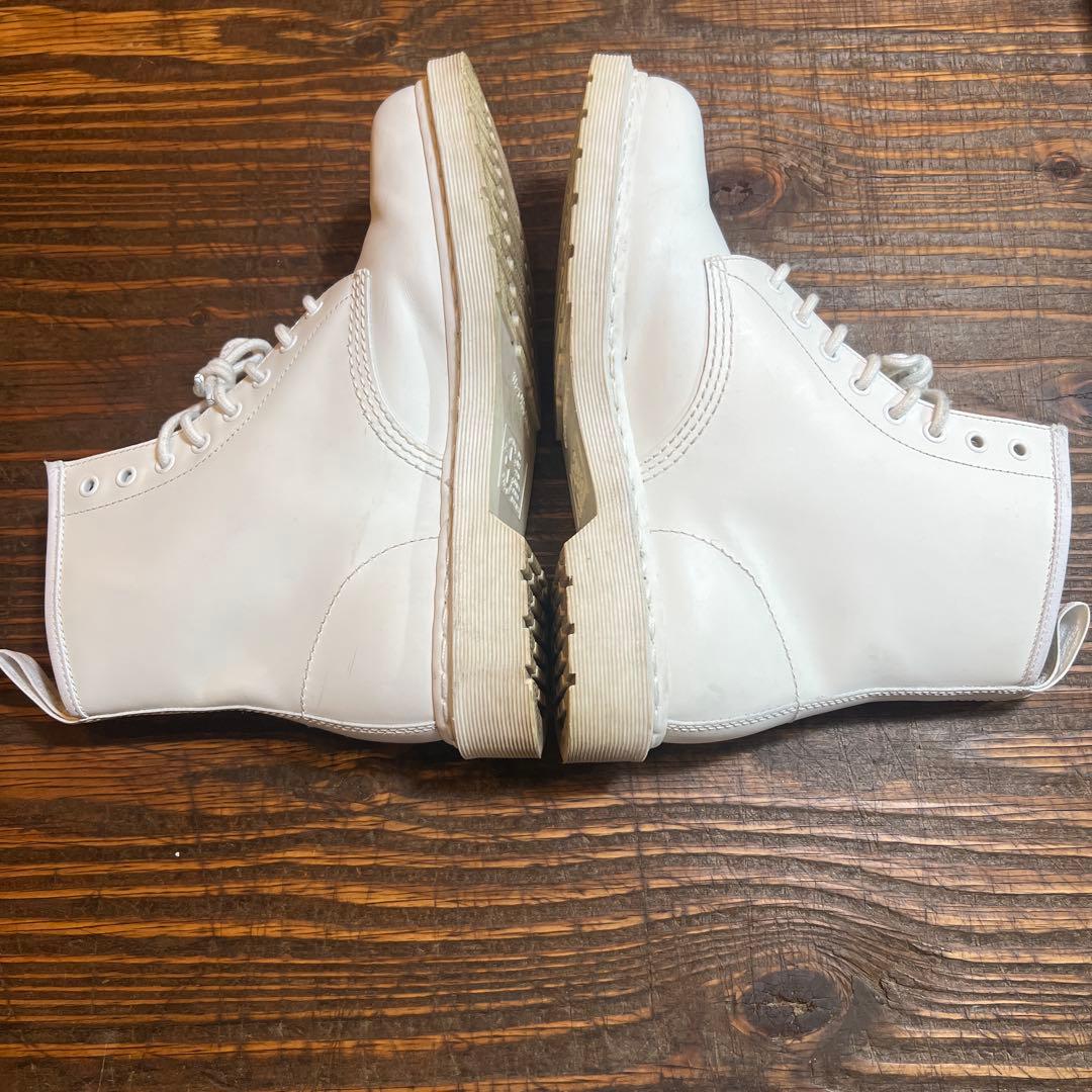 ドクターマーチン　ホワイト　8ホールブーツ　メンズ