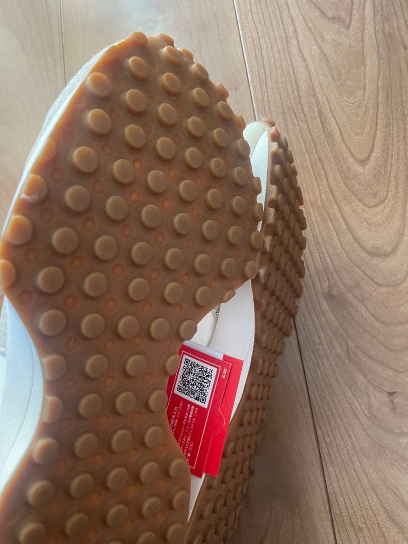 新品未使用　ニューバランス327 ベージュ　レディース　スニーカー