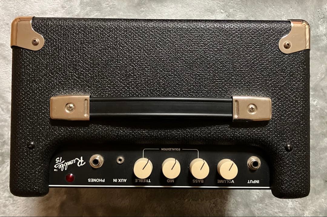 Fender Rumble 15 ベースアンプ