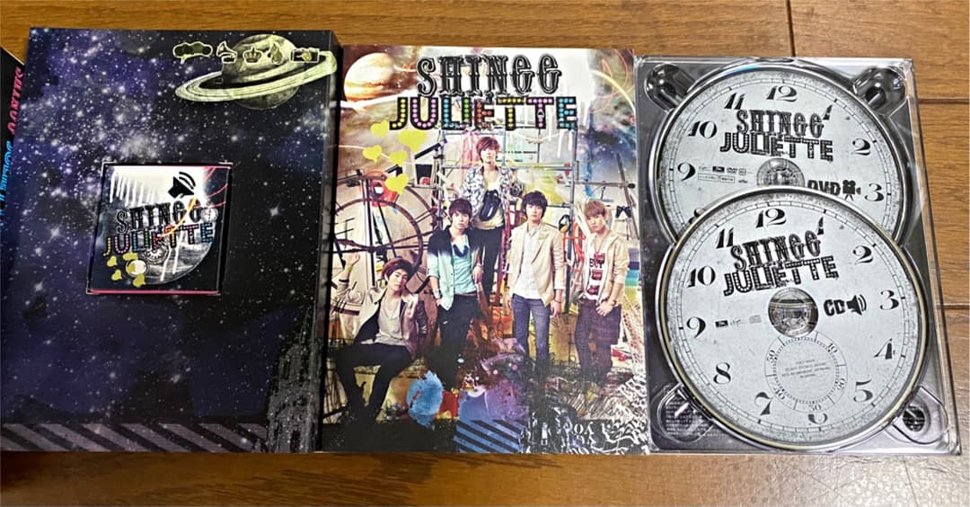 SHINee 【CD８セット】+【デビューイベント来場者限定グッズ】