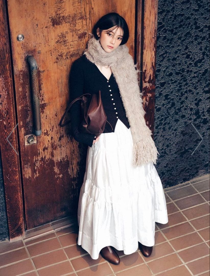 新品FRAYI.D ブラッシュシャギーニットマフラー