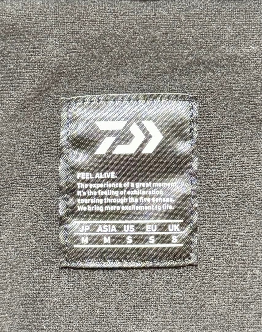 【Daiwa】 フィッシングスーツ 上下セット 黒/グレー