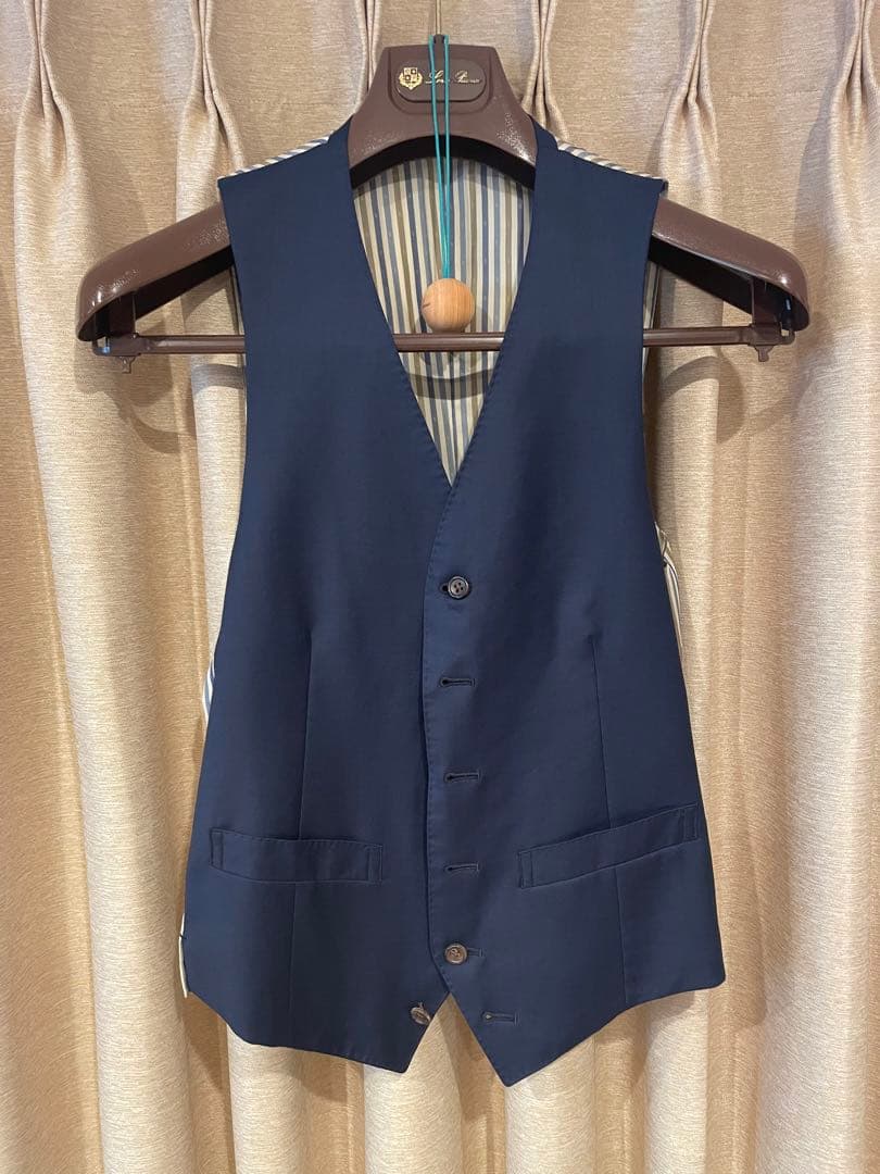 定価20万円　ロロピーアナ　ネイビー 3ピース　スーツジャケット(シルク入り)