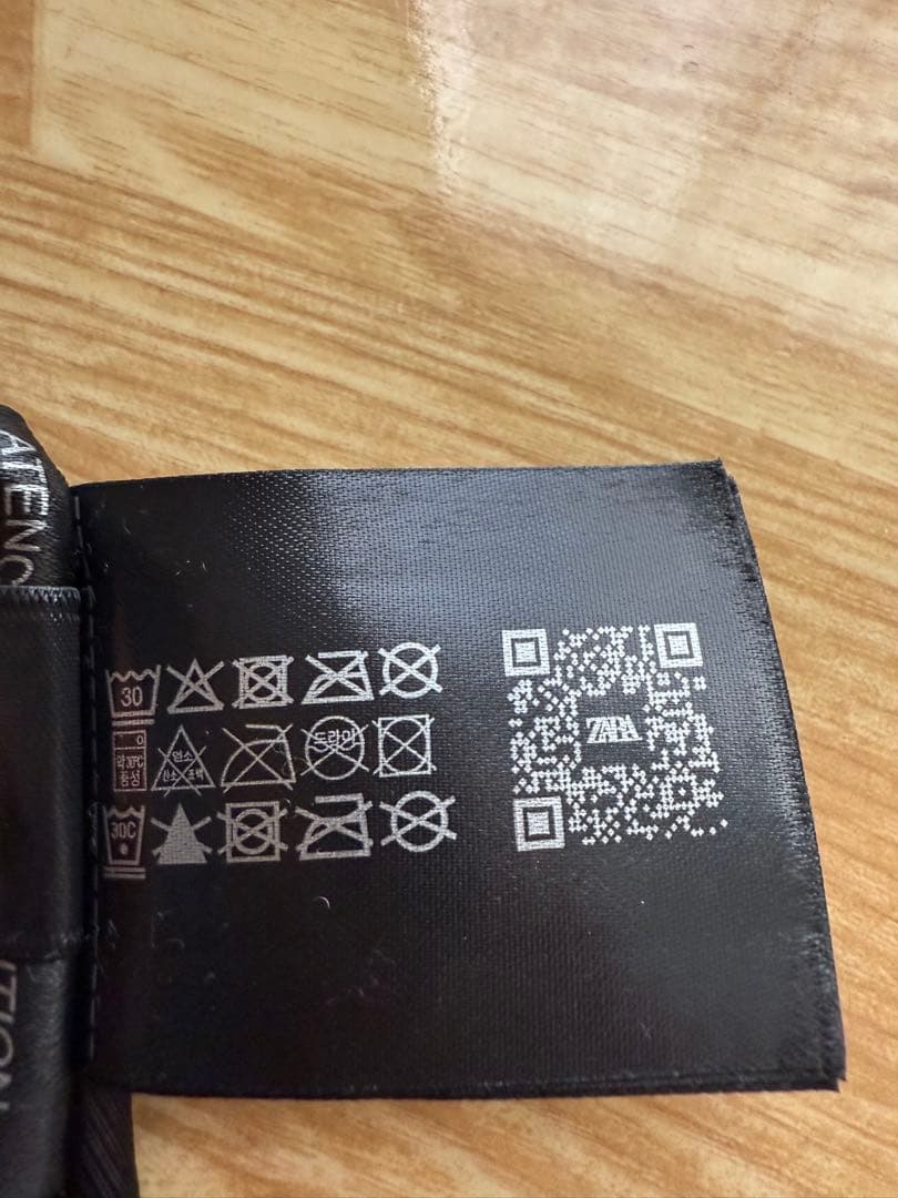 ZARA フェイクレザージャケット