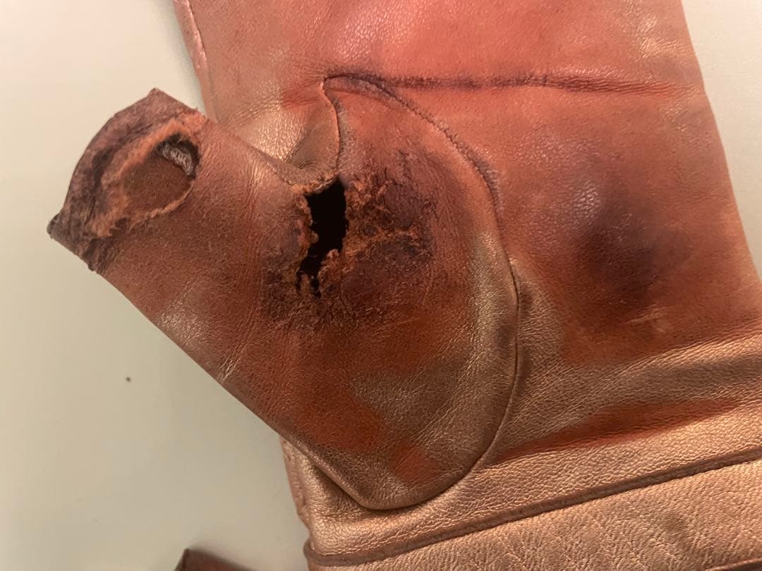 CHANEL マトラッセ レザーグローブ フィンガーレス