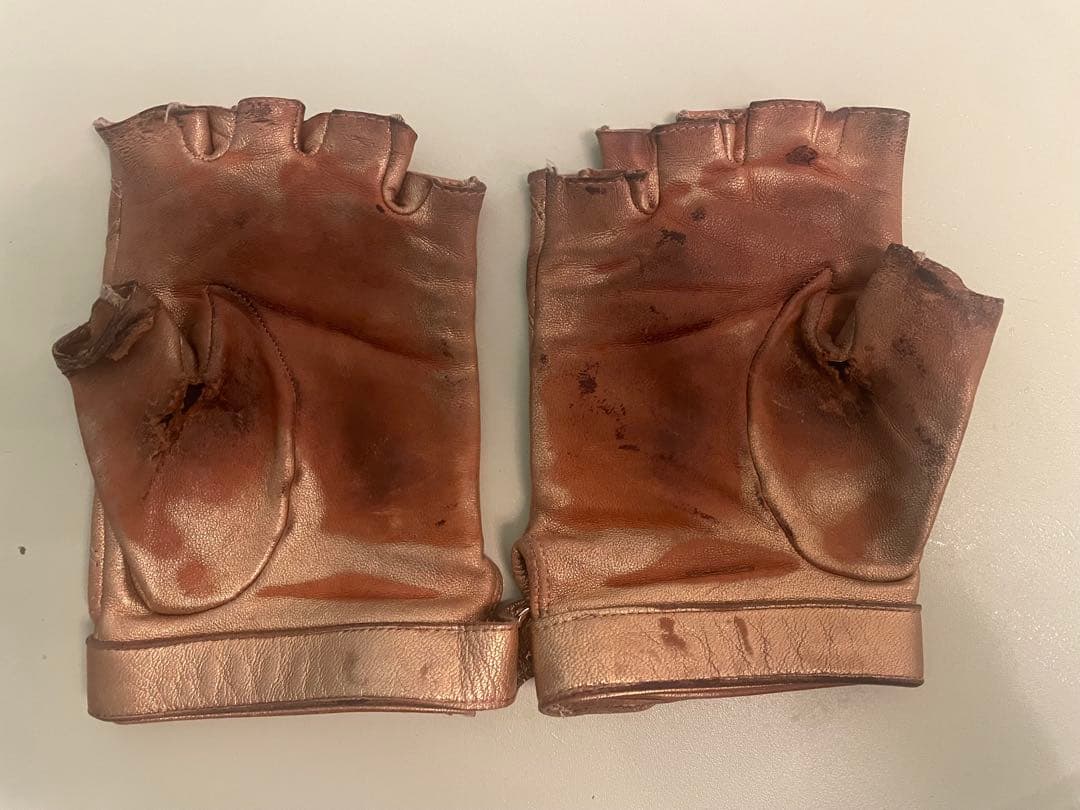 CHANEL マトラッセ レザーグローブ フィンガーレス