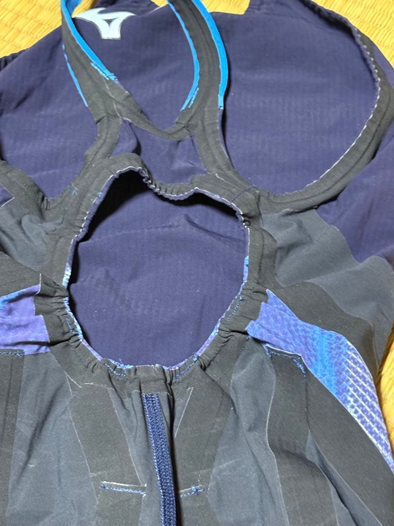 ミズノ　競泳水着　アリーナ　ゴーグル