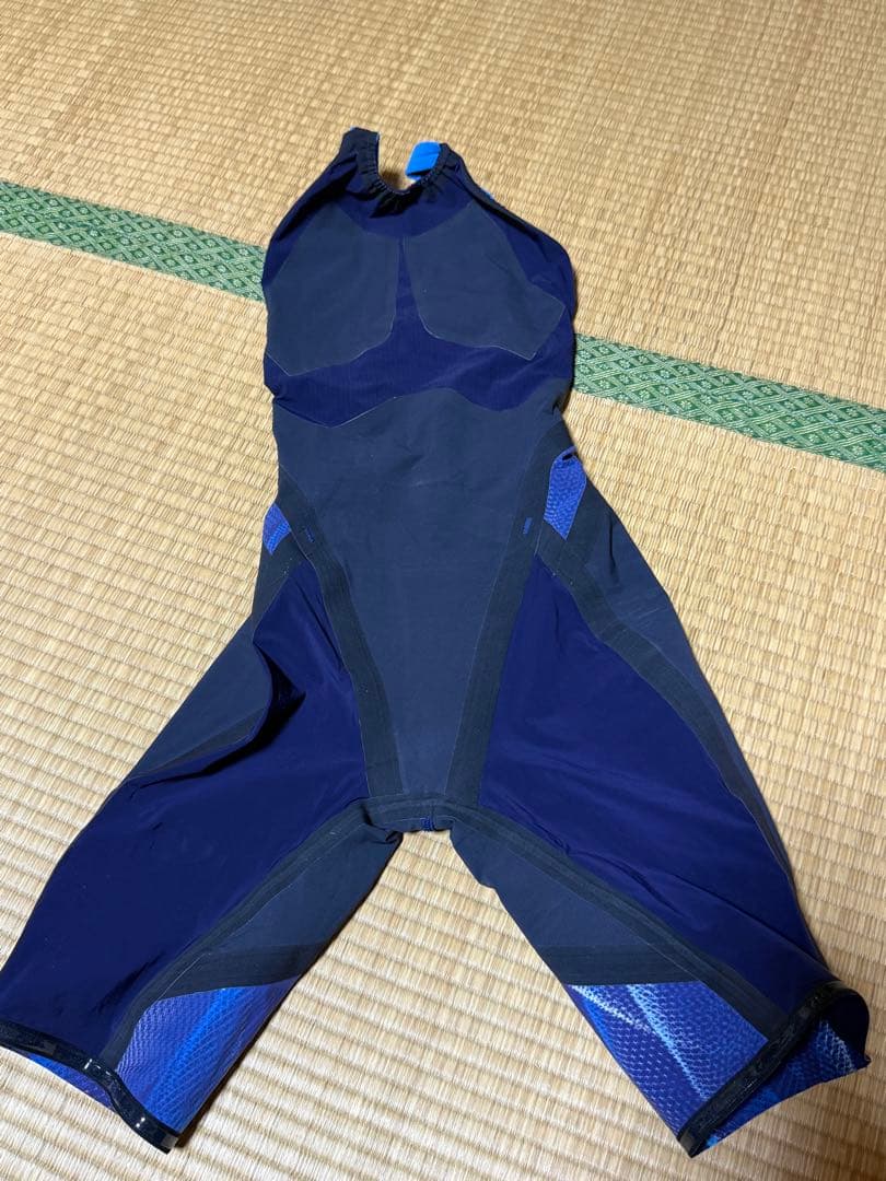 ミズノ　競泳水着　アリーナ　ゴーグル