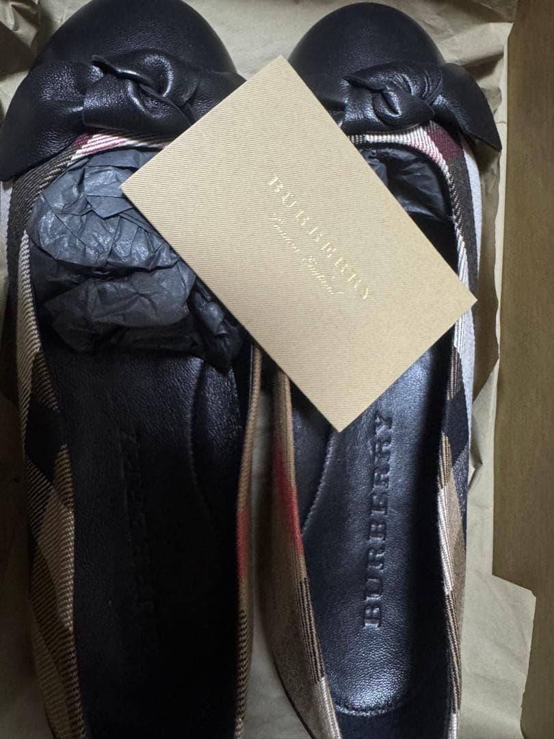 Burberry 靴　フラットシューズ　バーバリーチェック　バレエシューズ