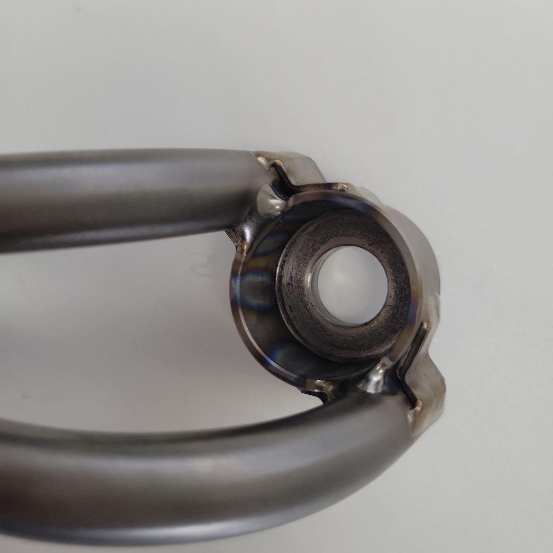 ZRX1200ダエグ　サイレンサー　チタンステー