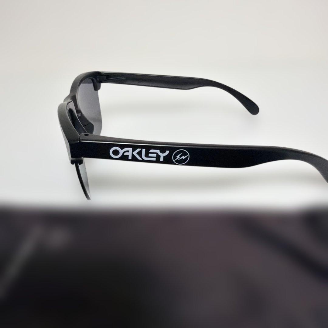 希少❗️オークリー×フラグメント　OAKLEY × fragment サングラス