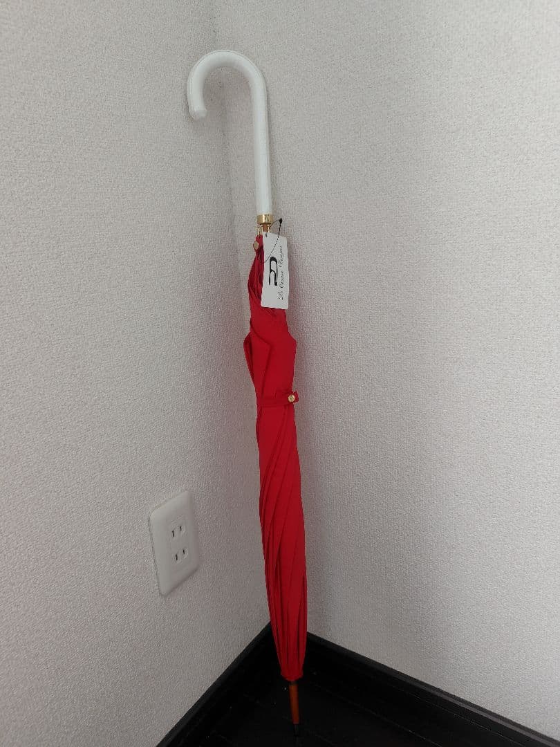 ディチェザレ赤い長傘