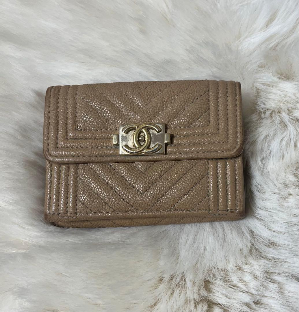 CHANEL ベージュ 三つ折り財布