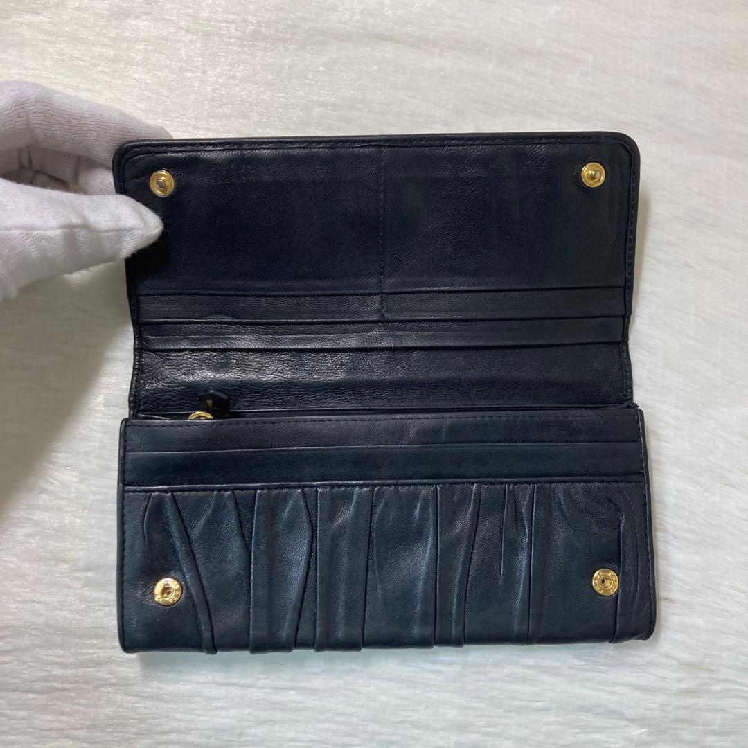 PRADA プラダ ナッパレザー ギャザー 長財布　黒　ロング　折り財布　人気