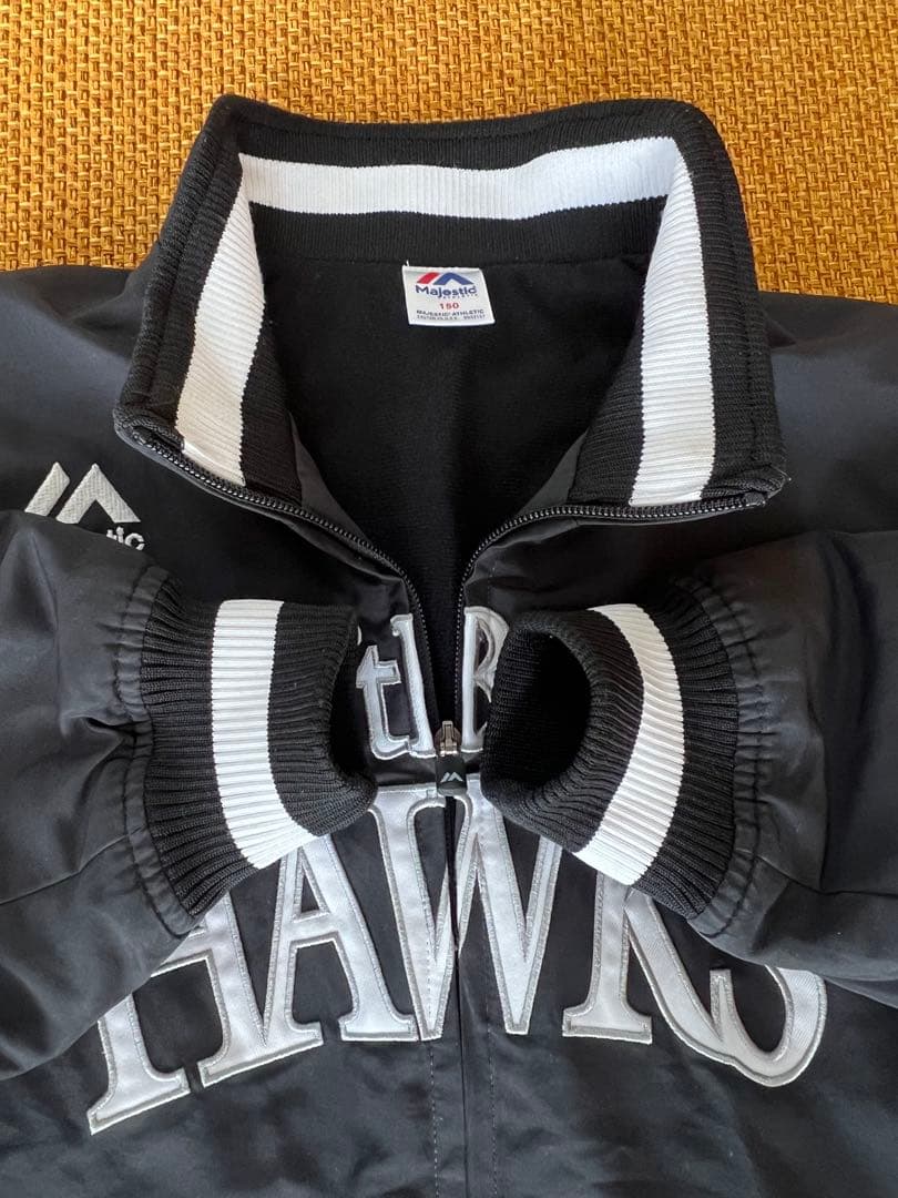 ポルテ×ソフトバンクホークス　グランドコート