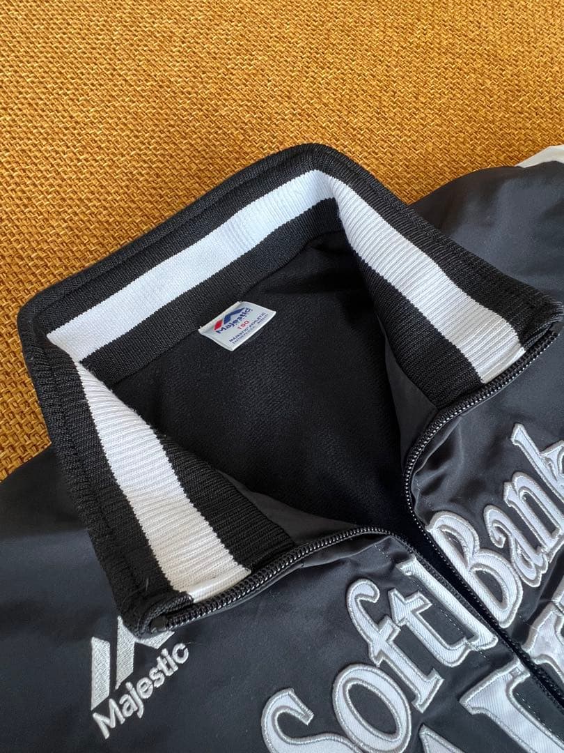 ポルテ×ソフトバンクホークス　グランドコート