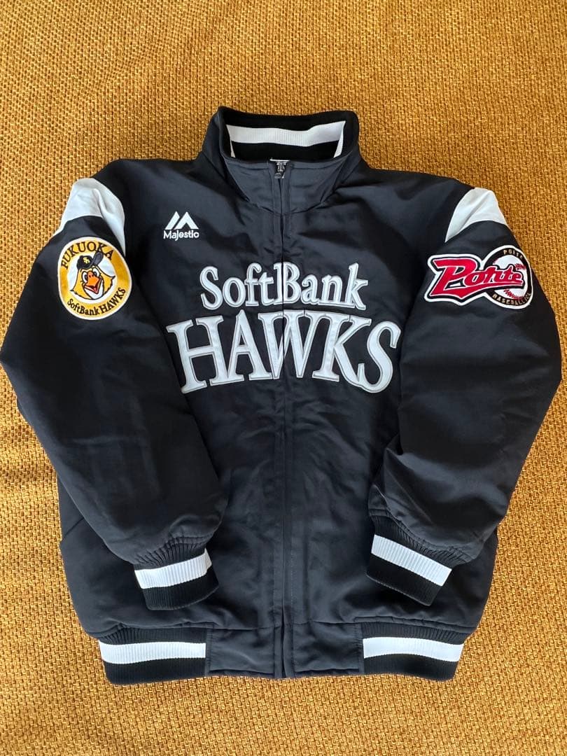 ポルテ×ソフトバンクホークス　グランドコート