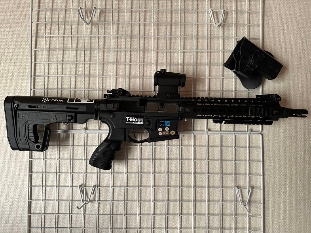 トイガンセット（サバゲー用）動作確認済 バッテリー＆マガジン付き