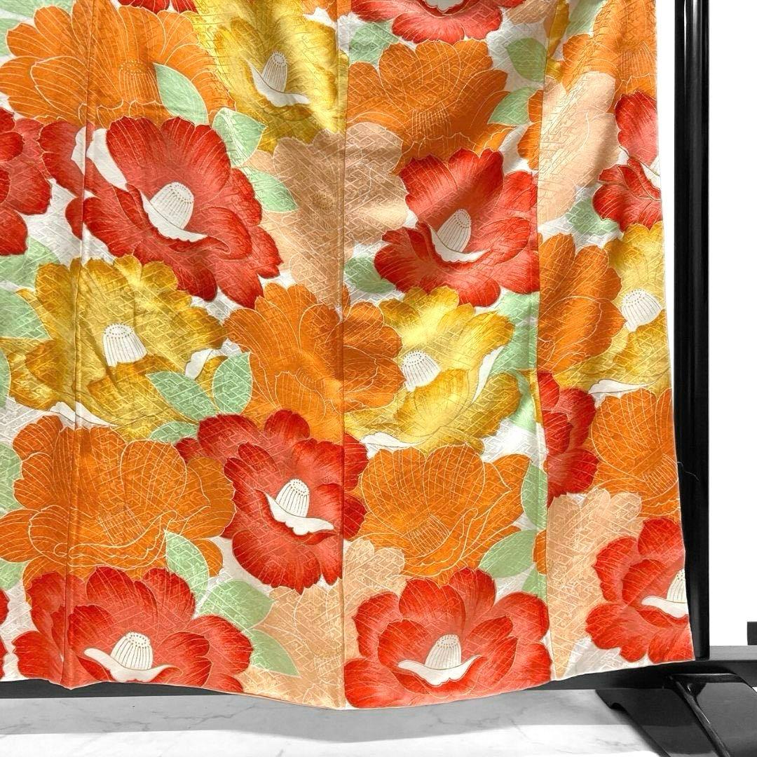 二尺袖　小振袖　金駒刺繍　椿　紗綾形地紋　成人式 晴れの日 着物 052a p