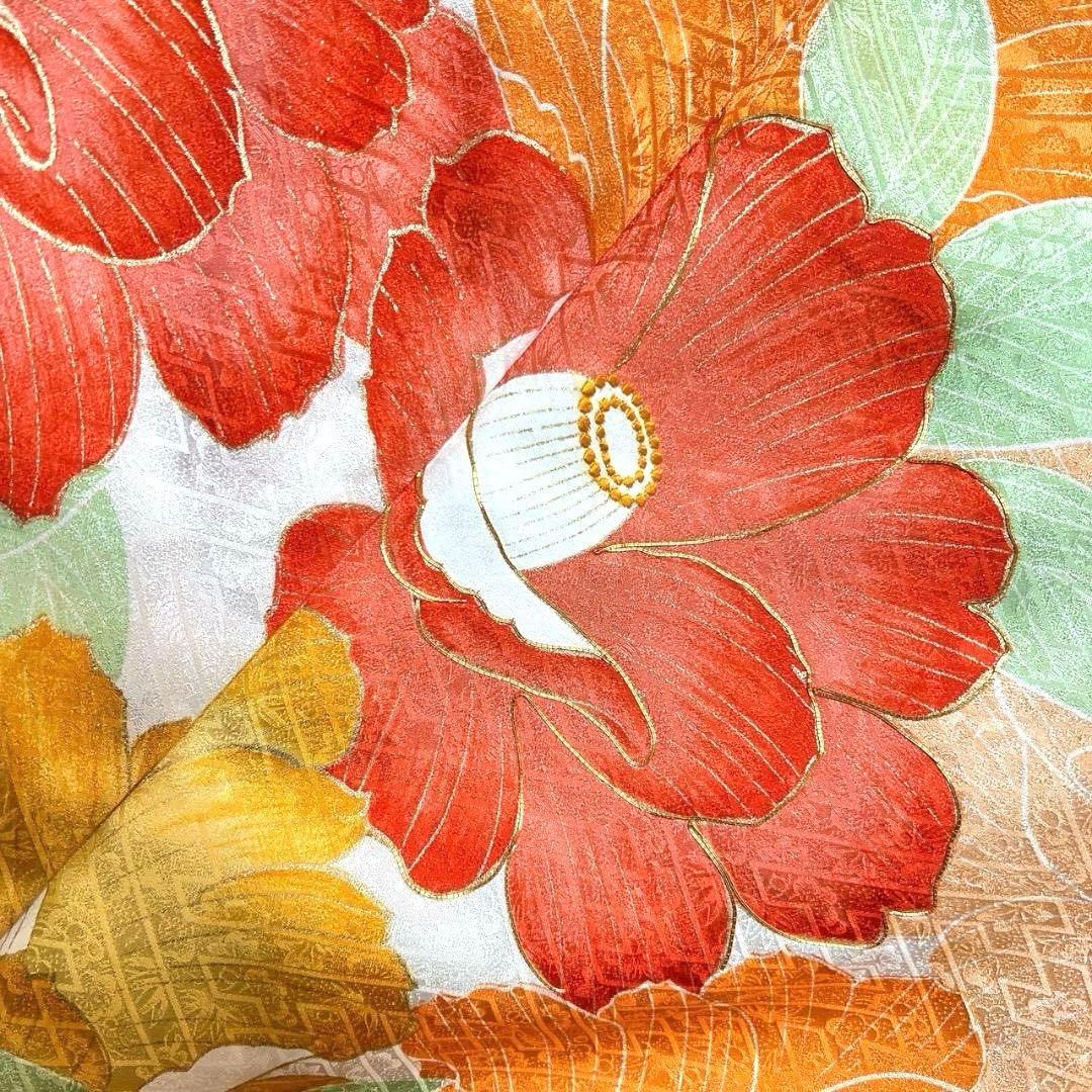 二尺袖　小振袖　金駒刺繍　椿　紗綾形地紋　成人式 晴れの日 着物 052a p