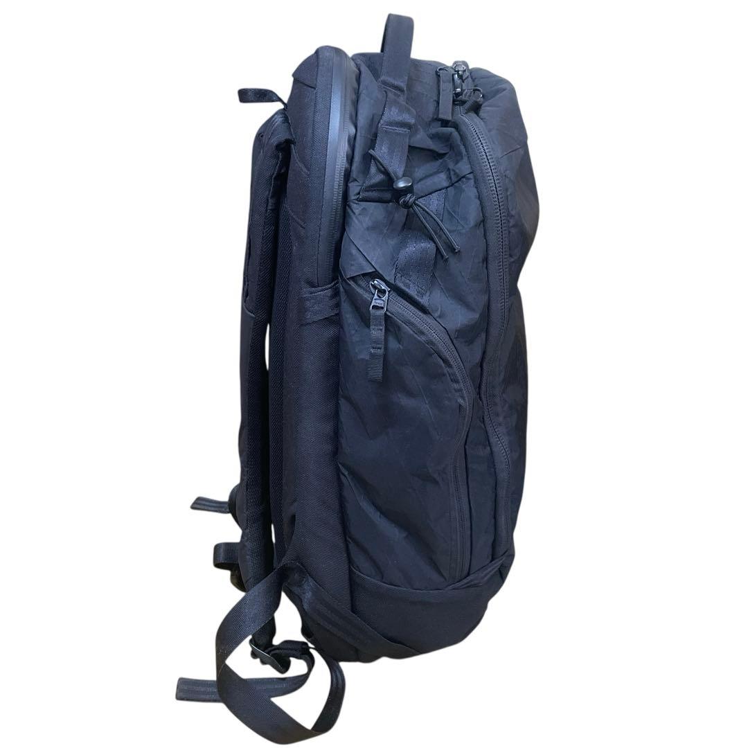 【美品】Able carry Max Backpack Black