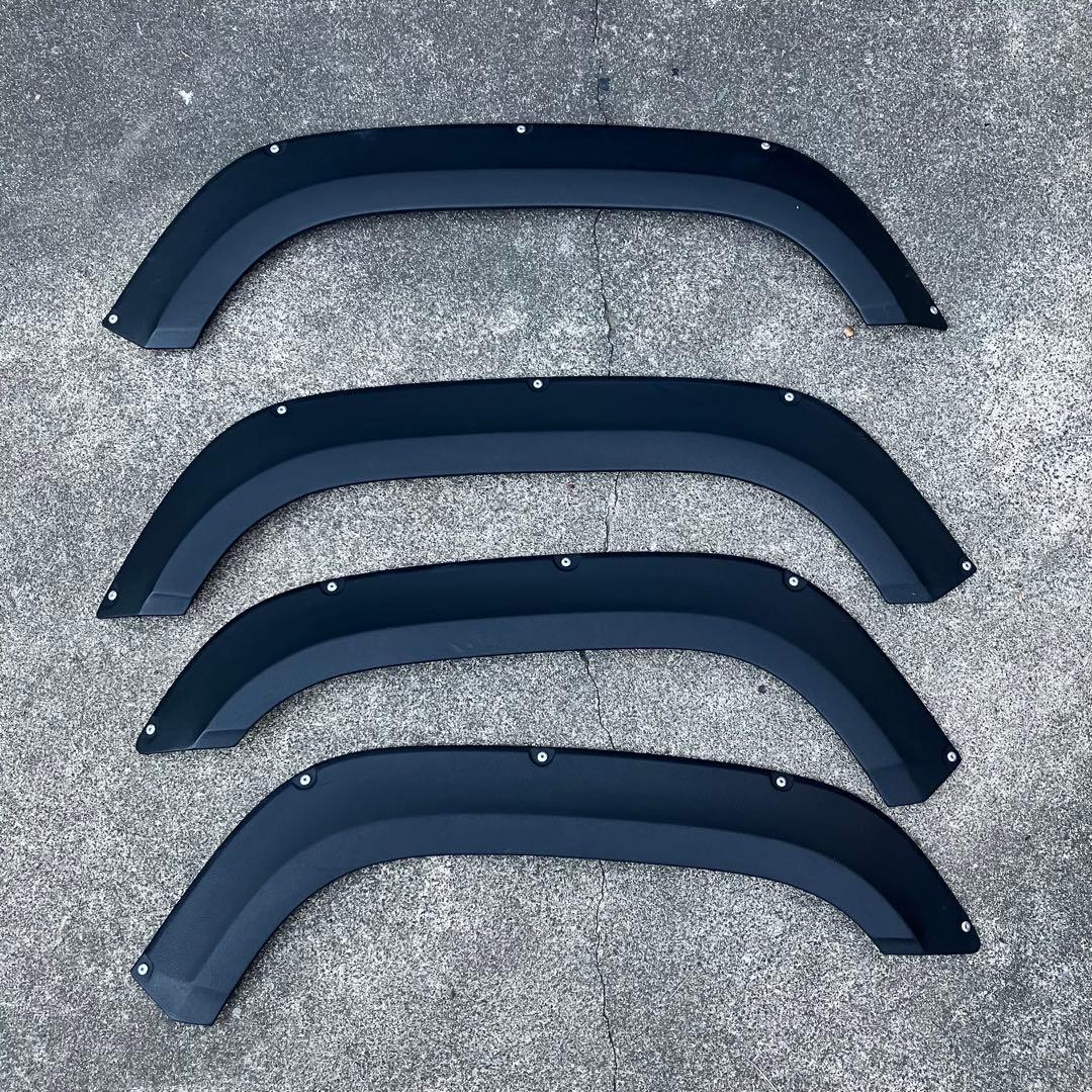 ガレージベリー　オーバーフェンダー　ジムニーJB64