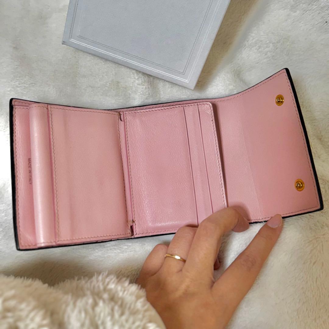 セリーヌ Celine 三つ折り財布　ブラック　ゴールド金具