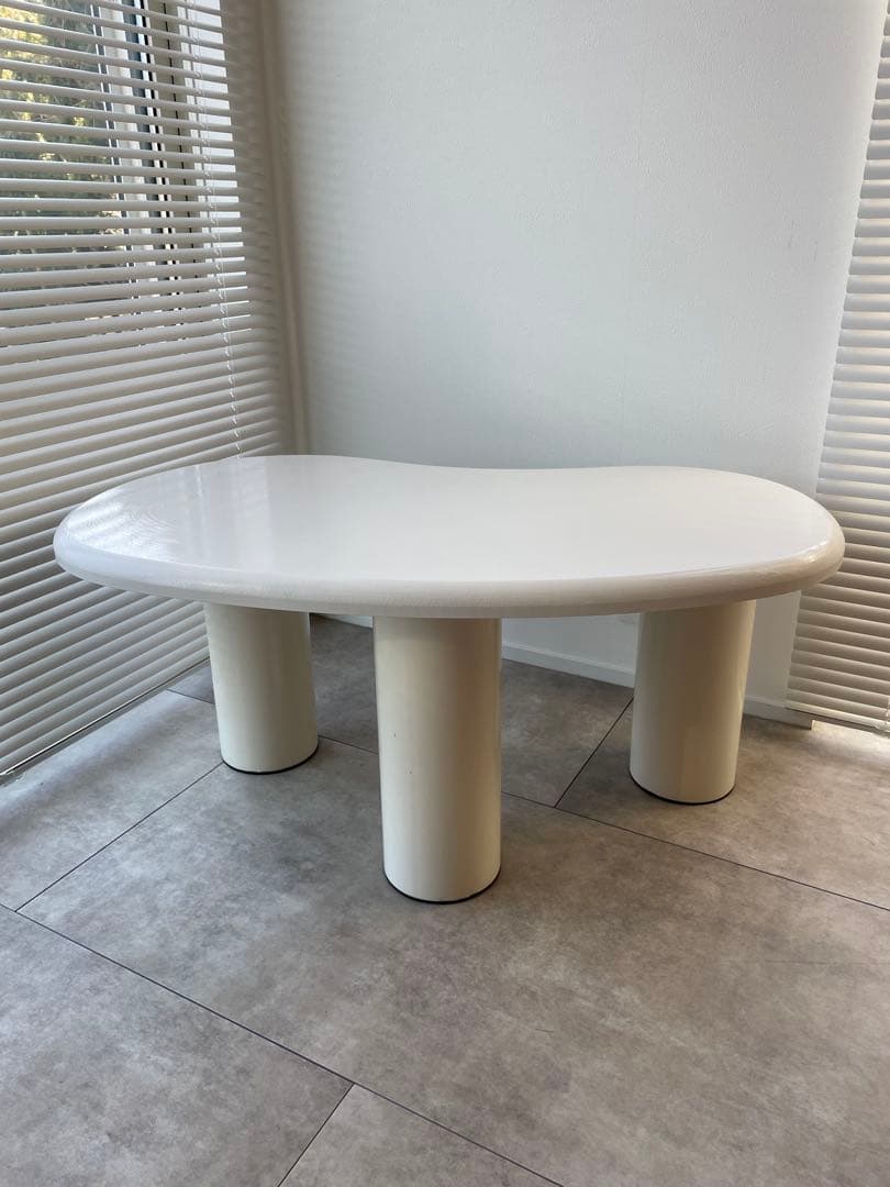 アシンメトリック センターテーブル　ポストモダン　北欧　ローテーブル