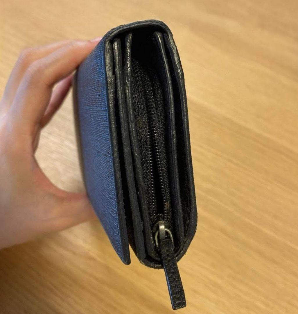 フェンディ　長財布