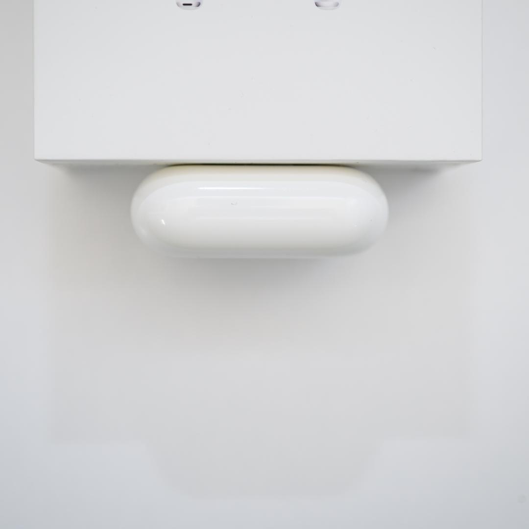 【美品】初代AirPods Pro 左右+充電ケース付き