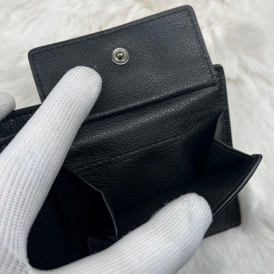 【極美品】COACH黒レザーエンボス加工二つ折り財布