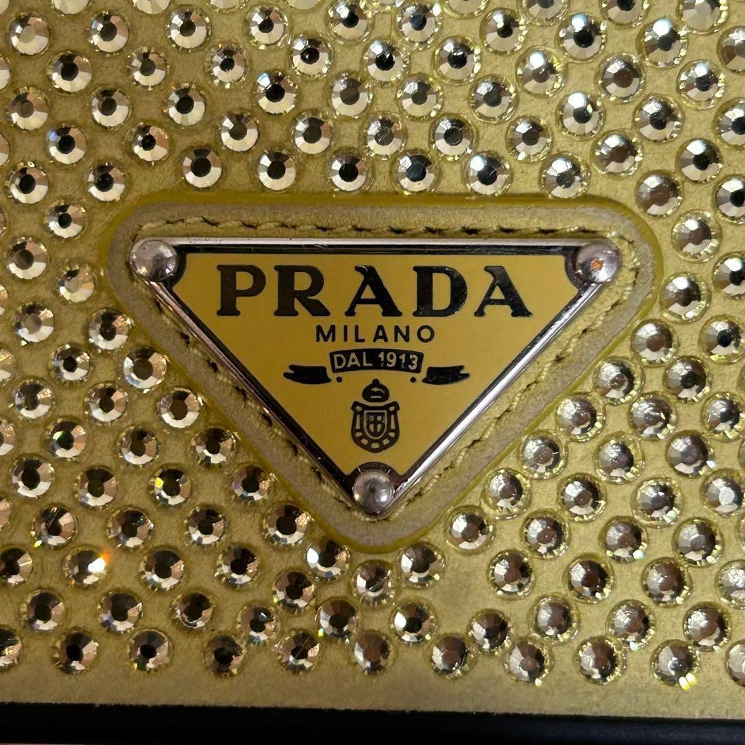 極美品 PRADA iPhoneケース ゴールド スタッズ付き 箱 保証書付き