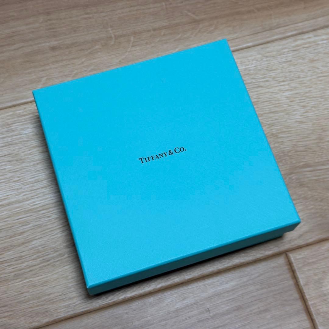 ティファニー　ブルーボックス　スクエア　デザートプレートセット