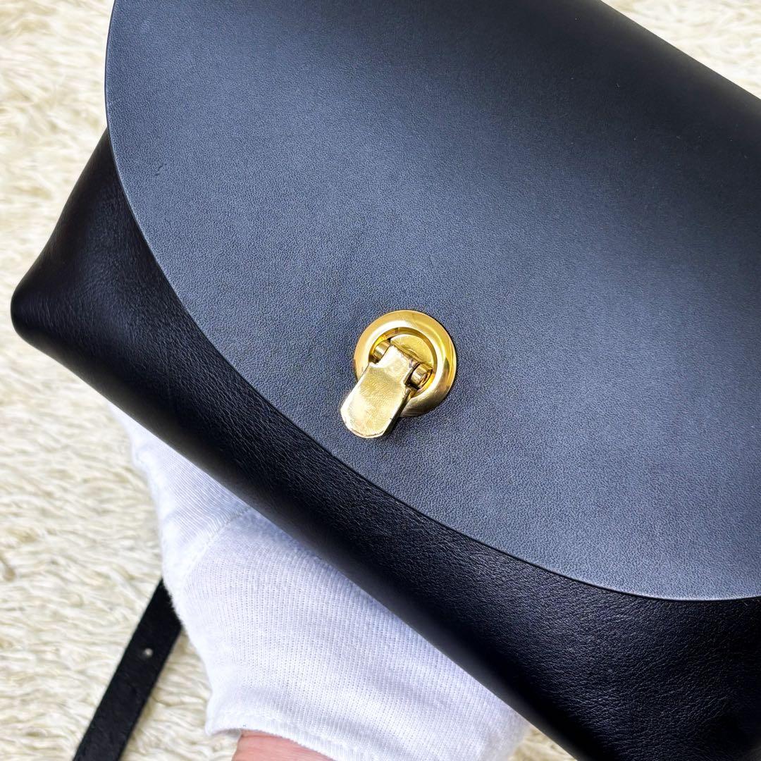 【極美品】ヘルツ ライトミニショルダー ブラック 黒 クロスボディ 斜め掛け