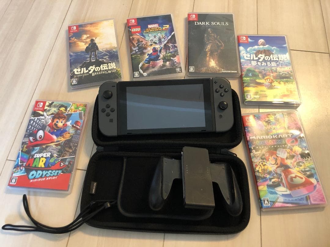 【中古美品】Nintendo Switch 　スイッチ　本体 + ゲーム