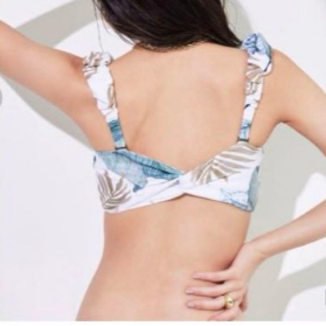 専用になりました❤︎ALEXIA STAM リーフ柄 ベアトップ❤︎水着