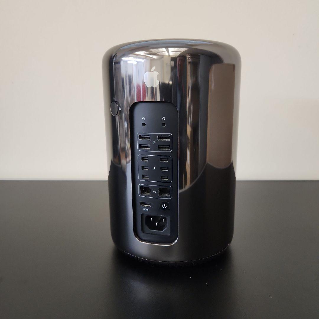 MacPro (Late 2013) / 4コア / 32GB / 500GB