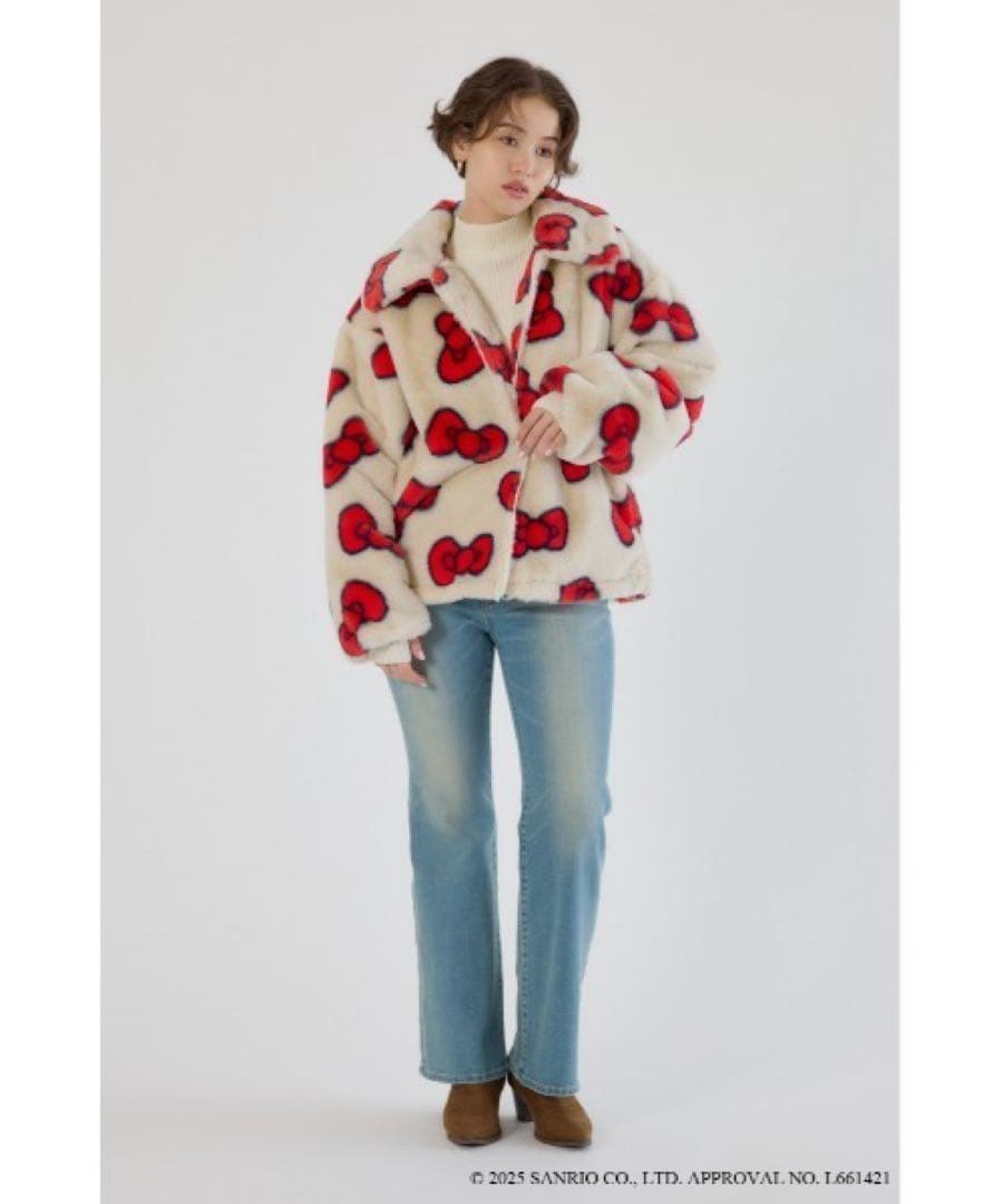 RODEO CROWNS WIDE BOWL KITTYフェイクファーコート