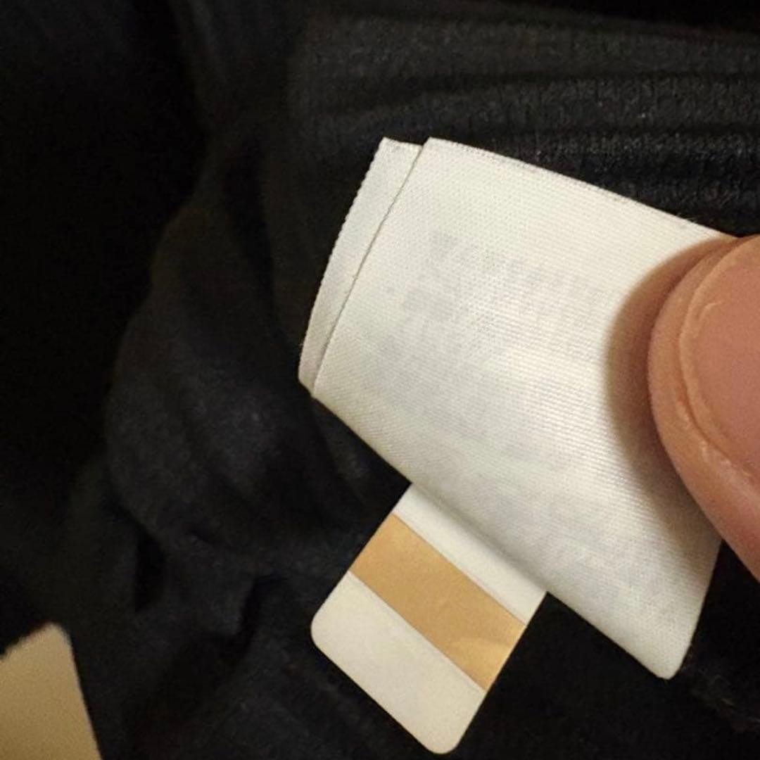 （最安値）オムプリッセ　イッセイミヤケ　長袖ポロシャツ 黒 3