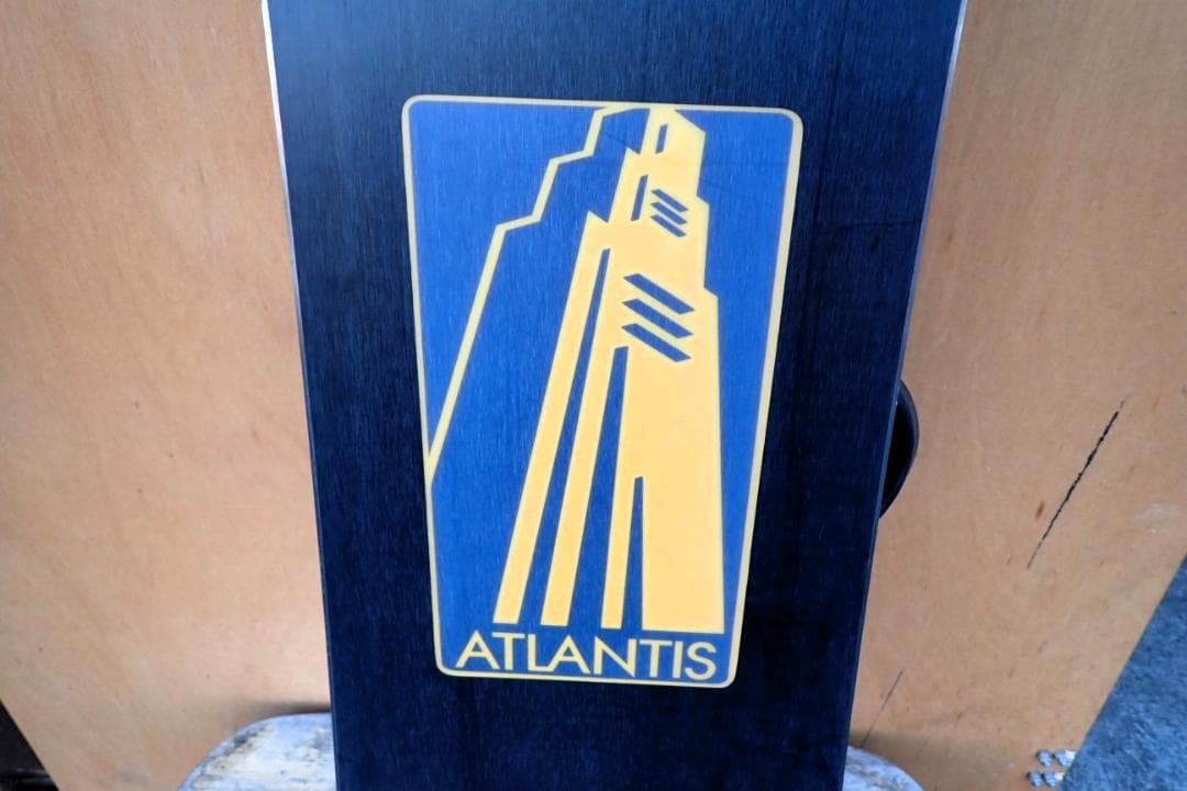 ATLANTIS スノーボード 黒色 バインディング付き
