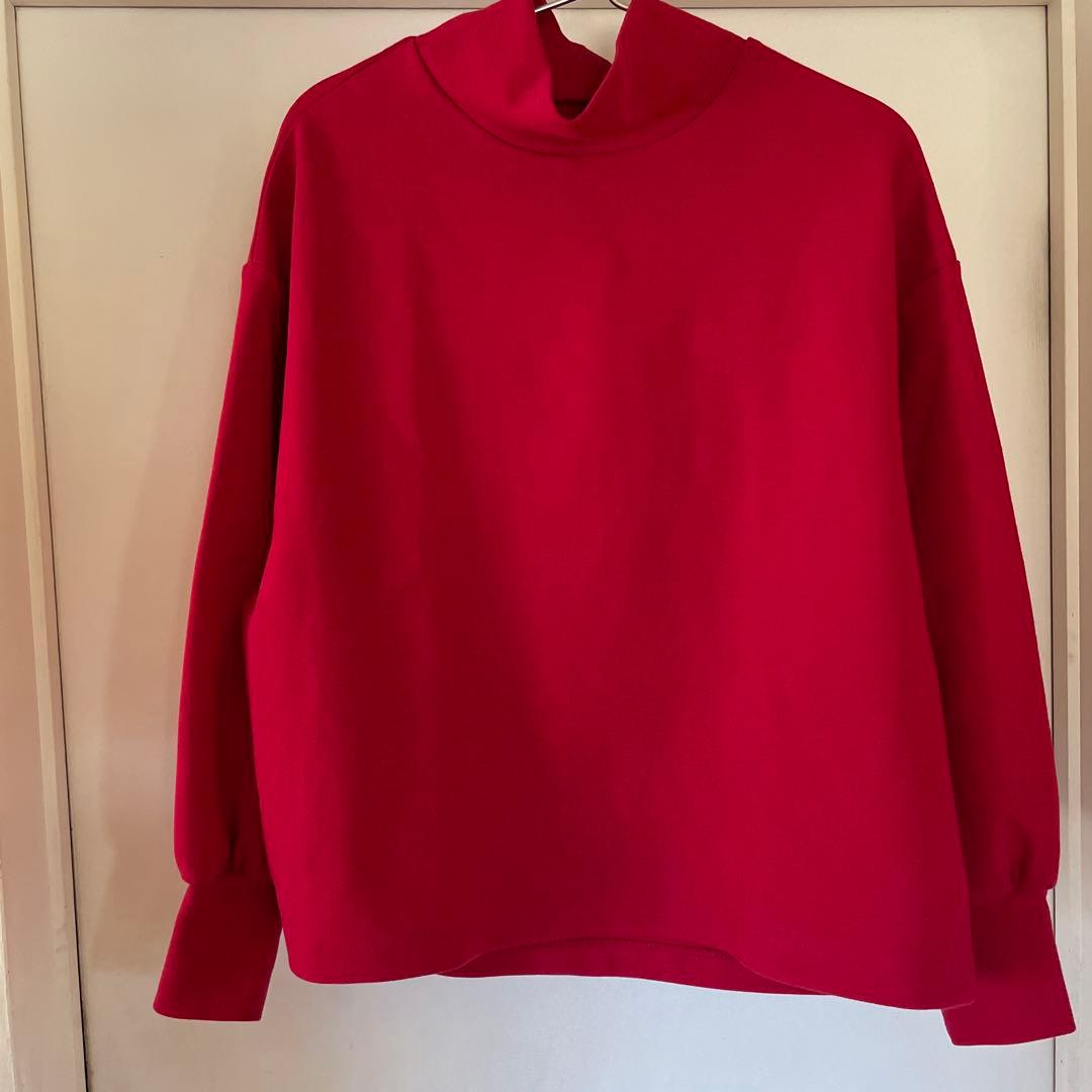 【くらすこと】kurasukoto＋to大人の定番ハイネックプルオーバー赤レッド