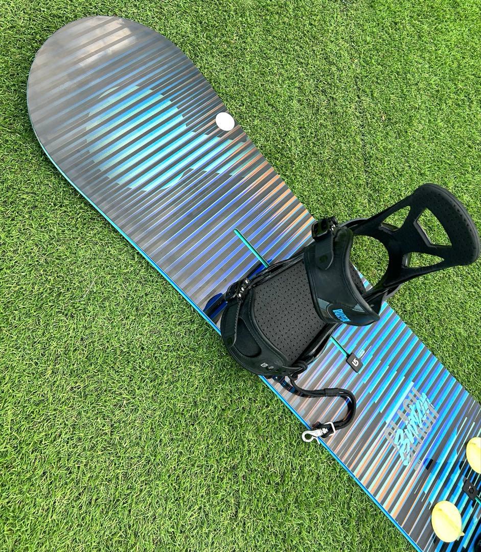 BURTON カバー付き151cmビンディング付き スノーボードクラッシュ