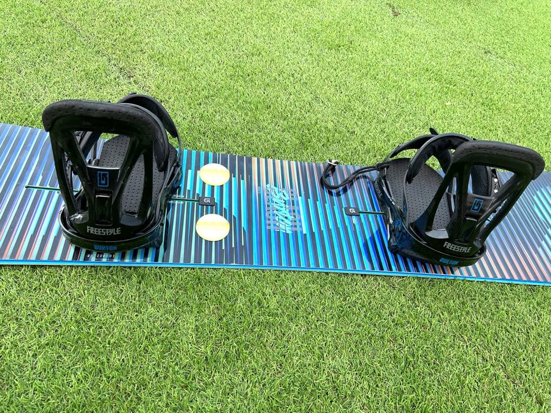 BURTON カバー付き151cmビンディング付き スノーボードクラッシュ