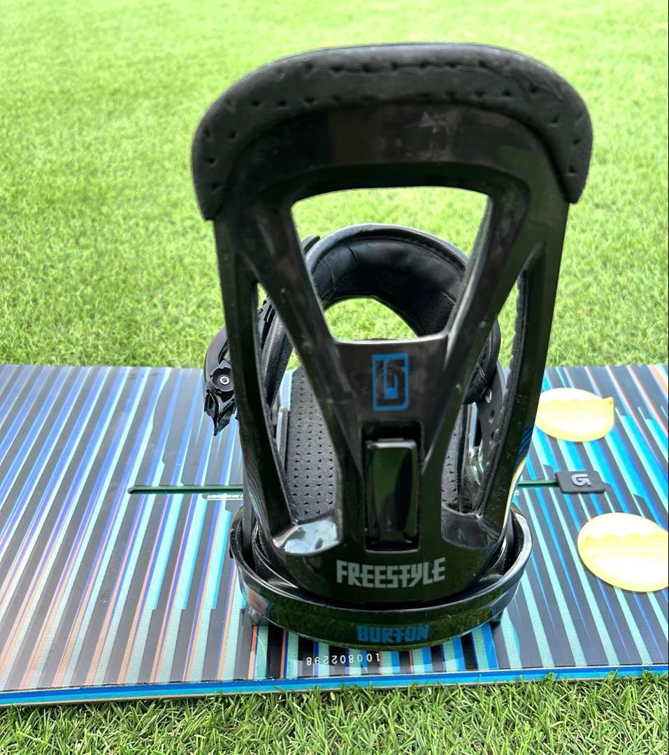 BURTON カバー付き151cmビンディング付き スノーボードクラッシュ