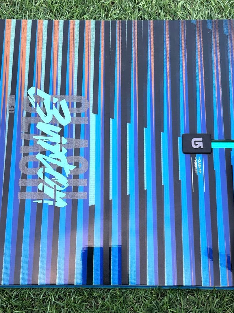 BURTON カバー付き151cmビンディング付き スノーボードクラッシュ